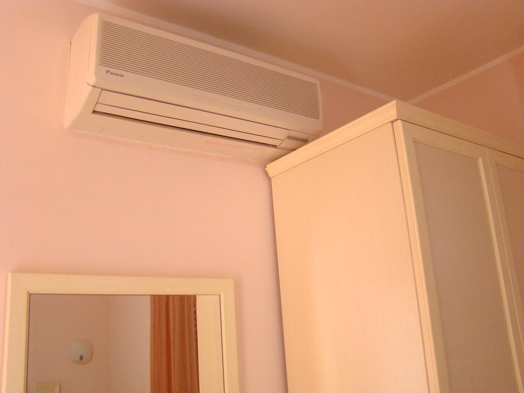 Il Casale Aparthotel Martinsicuro Kültér fotó